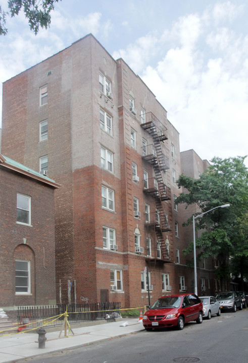 1650 W 10th St in Brooklyn, NY - Building Photo