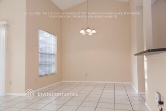 12710 Dunhill Dr, Unit 0221 in Tampa, FL - Building Photo - Building Photo