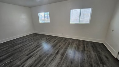 4415 Burns Ave in Los Angeles, CA - Building Photo - Building Photo