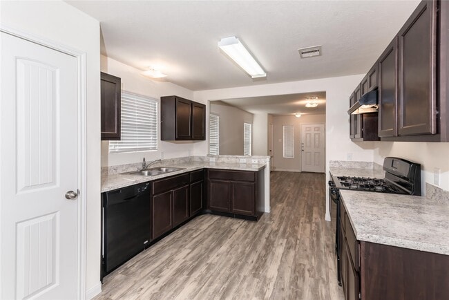 property at 5308 Rio Sabinas St