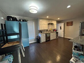 2300 Fincher Rd in Fort Worth, TX - Building Photo - Building Photo