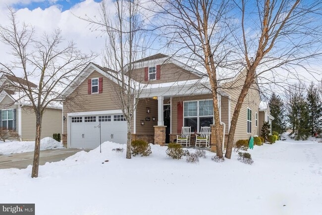 130 Wesley Dr in Swedesboro, NJ - Foto de edificio - Building Photo