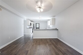 389 Riverbrook Trail in Riverdale, GA - Building Photo - Building Photo