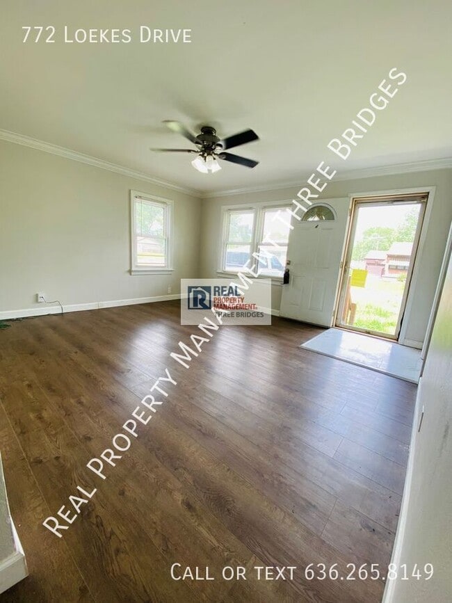 property at 772 Loekes Dr