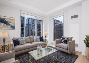 133 Seaport Blvd, Unit 1819 in Boston, MA - Foto de edificio - Building Photo
