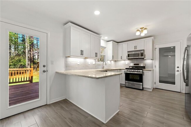 365 Birch Rill Dr in Alpharetta, GA - Building Photo - Building Photo