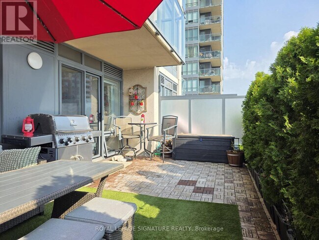 property at 9088 Yonge St