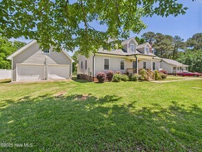 10917 Fanny Brown Rd in Raleigh, NC - Building Photo - Building Photo