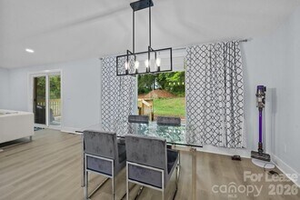 8609 Cedarbrook Dr in Charlotte, NC - Building Photo - Building Photo