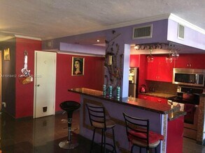 2001 Atlantic Shores Blvd in Hallandale Beach, FL - Building Photo - Building Photo