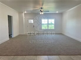 1801 E Hudson Dr in Siloam Springs, AR - Building Photo