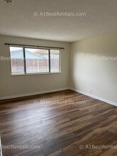 683 Alpine Ave in Manteca, CA - Building Photo - Building Photo