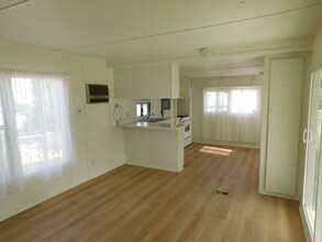 717 W Reeves Ave in Ridgecrest, CA - Building Photo - Building Photo