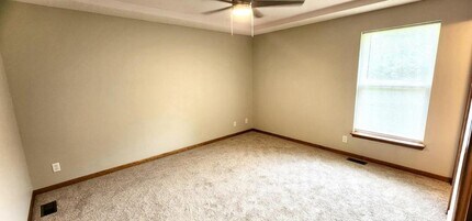 1713 Briarwood Ln in Excelsior Springs, MO - Building Photo - Building Photo