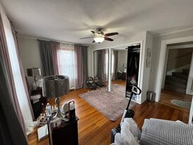 18 Plimpton Ave, Unit 2 in Norwood, MA - Building Photo