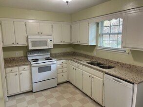 114 Deer Point Ln in Hendersonville, TN - Building Photo - Building Photo