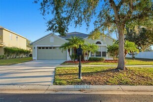19043 New Passage Blvd in Land O Lakes, FL - Building Photo