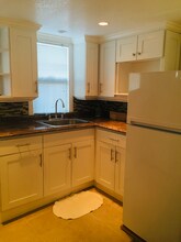 001 Palm Ave in South San Francisco, CA - Building Photo - Building Photo