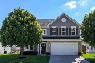 2901 Treehouse Pass in Greenwood, IN - Building Photo