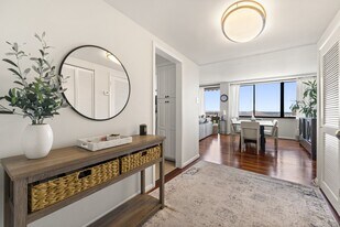 6301 Stevenson Ave, Unit 1417 in Alexandria, VA - Building Photo