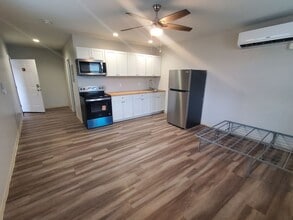 643 Washington St in Eden, NC - Foto de edificio - Building Photo