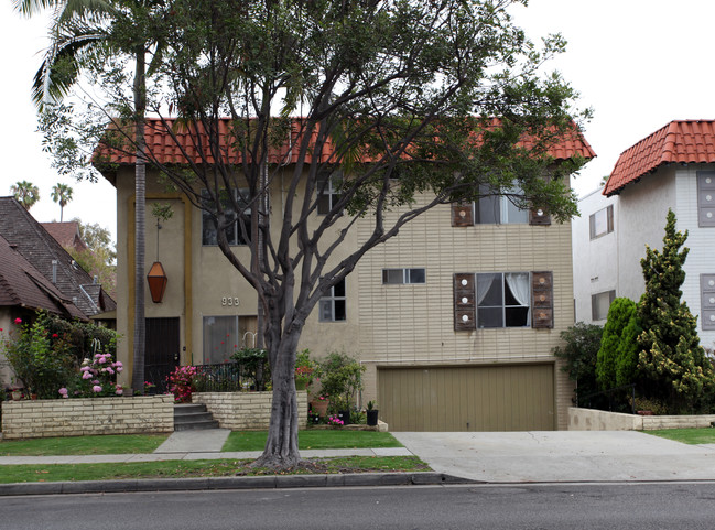 933 7th St in Santa Monica, CA - Building Photo - Building Photo