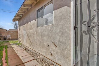 9223 Langdon Ave in North Hills, CA - Building Photo - Building Photo