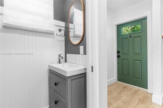 1616 NE 5th St in Fort Lauderdale, FL - Building Photo - Building Photo