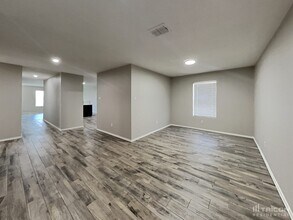 12126 Shine Ave in Rhome, TX - Building Photo - Building Photo