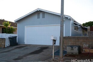 94-667-667 Maaniani Pl in Waipahu, HI - Building Photo