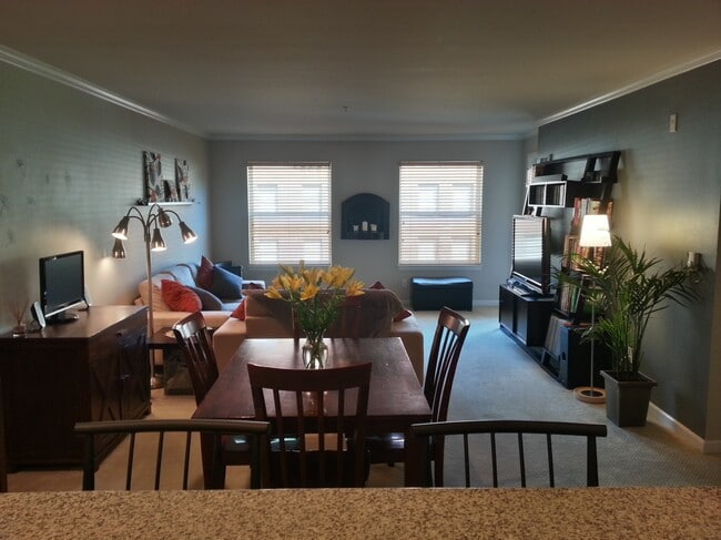 1417 Queen Anne Ave N in Seattle, WA - Building Photo - Building Photo