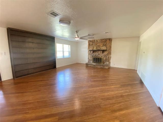 470 W Purnell St in Lewisville, TX - Building Photo - Building Photo