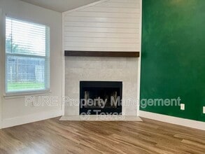 613 Millcreek Ln in Leander, TX - Building Photo - Building Photo