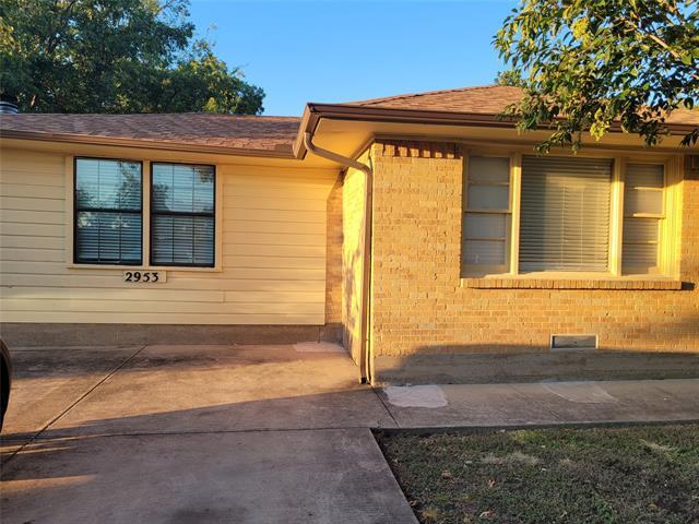2953 Primrose Ln in Farmers Branch, TX - Building Photo