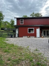 807 Oliver Rd, Unit B