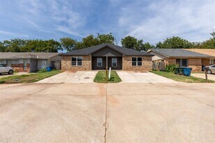 8787 St George Way in Midwest City, OK - Building Photo