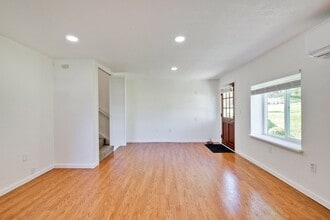 1129 Grimley Ln in San Jose, CA - Building Photo - Building Photo