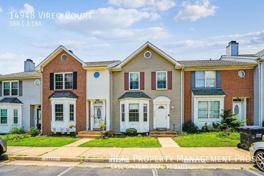 14948 Vireo Ct in Woodbridge, VA - Building Photo