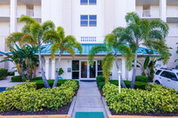 Harbor Pointe in Titusville, FL - Foto de edificio - Building Photo