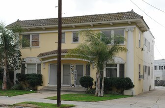 4628-4632 Prospect Ave in Los Angeles, CA - Building Photo - Building Photo