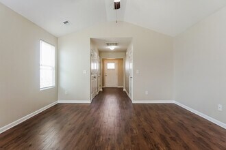 910 Hawthorn Ln in Odenville, AL - Building Photo - Building Photo