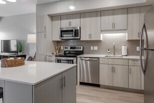 Townline Apartments in Minnetonka, MN - Building Photo