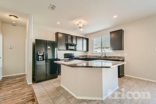 9109 Cranston Ct in Providence Village, TX - Building Photo - Building Photo