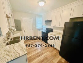 1163 Commerce Ave in Chesapeake, VA - Building Photo