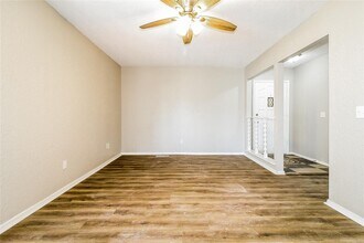 1004 Cambridge Dr in Yukon, OK - Building Photo - Building Photo