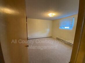 1000 E Garfield St in Laramie, WY - Building Photo - Building Photo