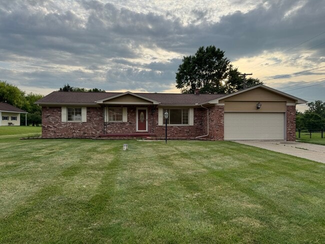 property at 10030 Shadybrook Ln