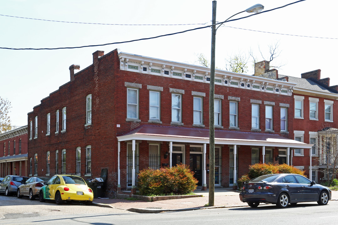 218-222 W Marshall St in Richmond, VA - Building Photo