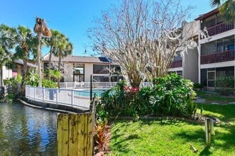 3814 N Lake Dr in Tampa, FL - Building Photo - Building Photo