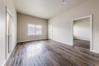 501 Horseshoe Dr in Leander, TX - Building Photo - Building Photo
